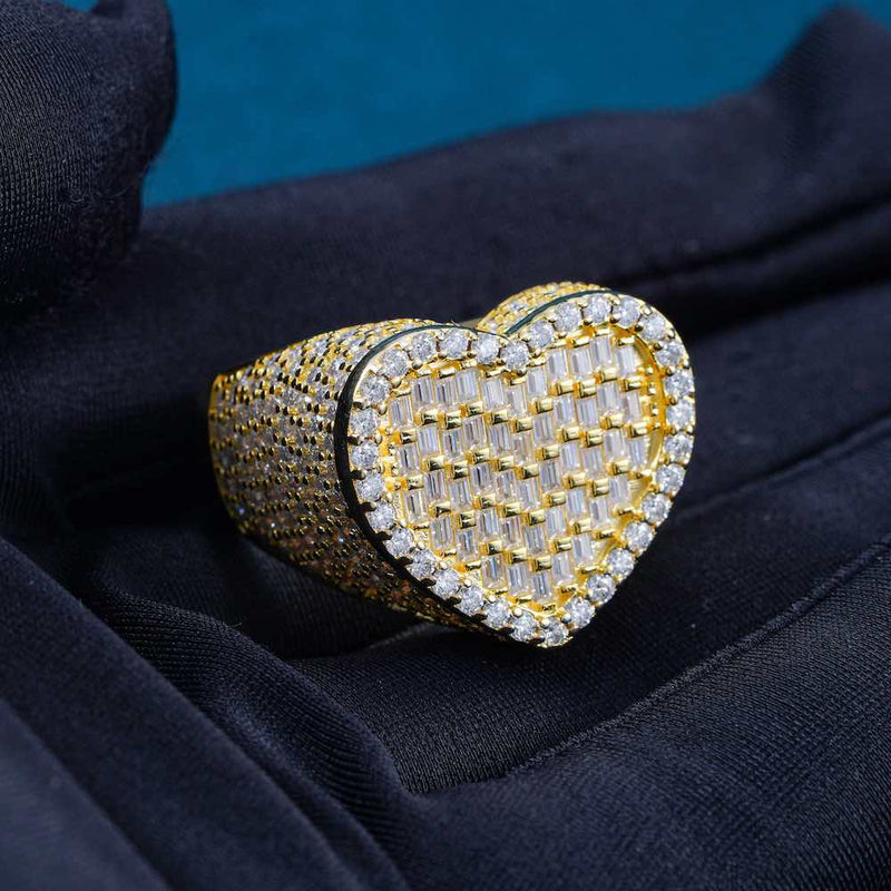 VVS Moissanite Baguette Heart Ring